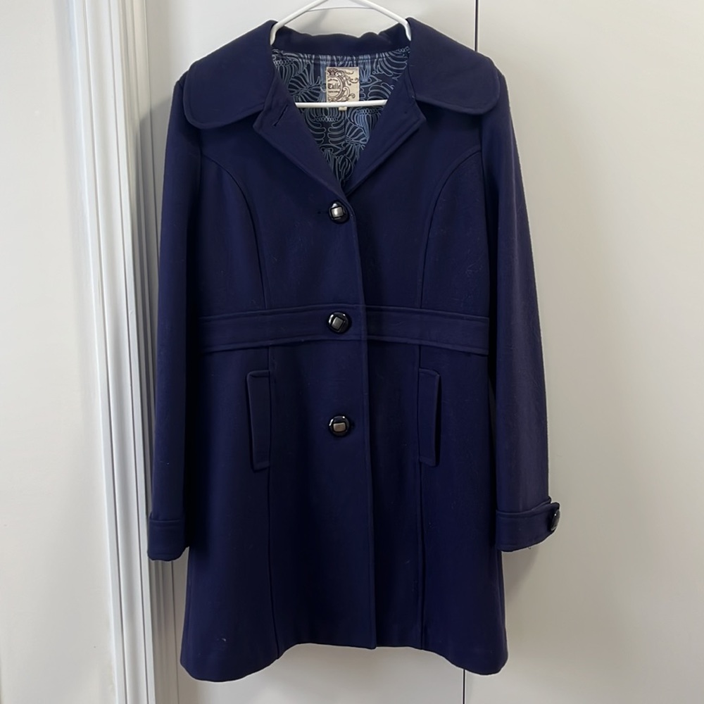 Women’s Tulle brand dark purple wool blend dress coat, size large. Like new.